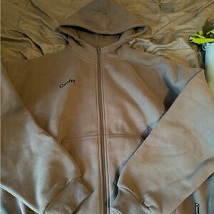 COMFRT zip up hoodie